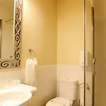 Castanuelos Guest house Candeleda