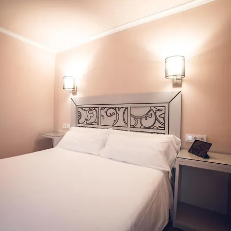 Castanuelos Candeleda