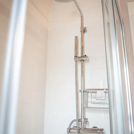 Castanuelos Guest house