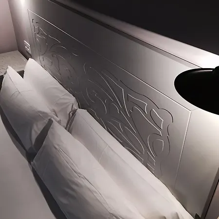 Castanuelos Guest house