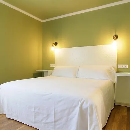 Castanuelos 2* Candeleda