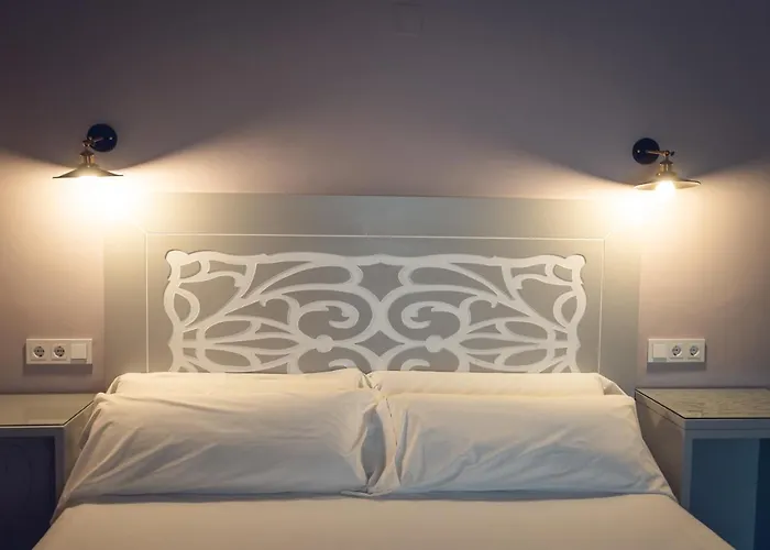 Castanuelos 게스트하우스 2*