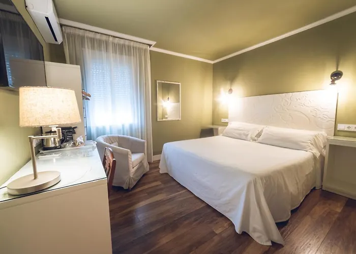 Castanuelos 칸델레다