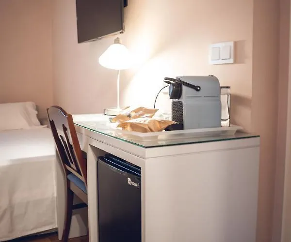 Castanuelos 2* 칸델레다