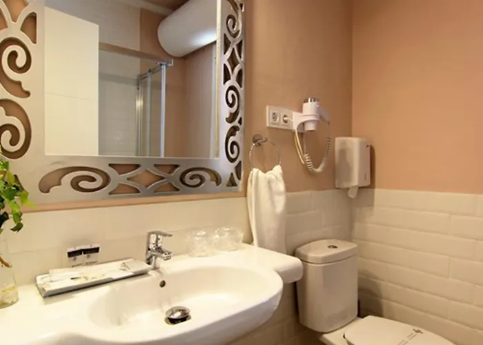 Castanuelos 게스트하우스 칸델레다