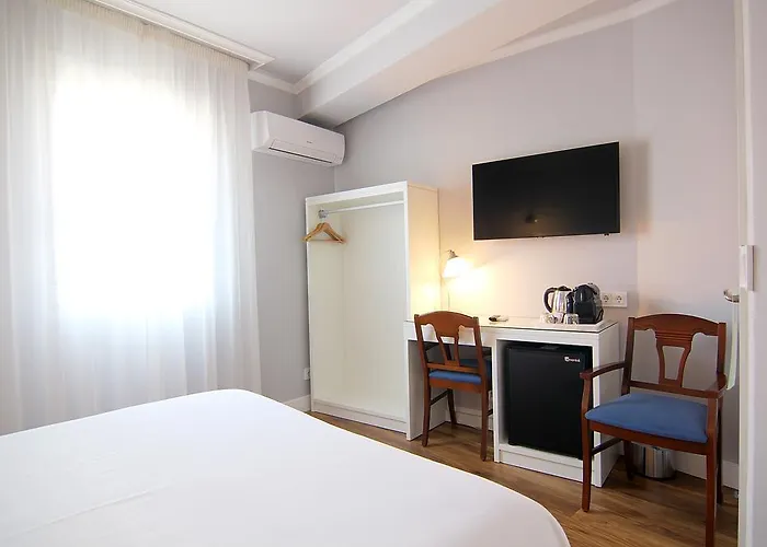 Castanuelos 2* 칸델레다