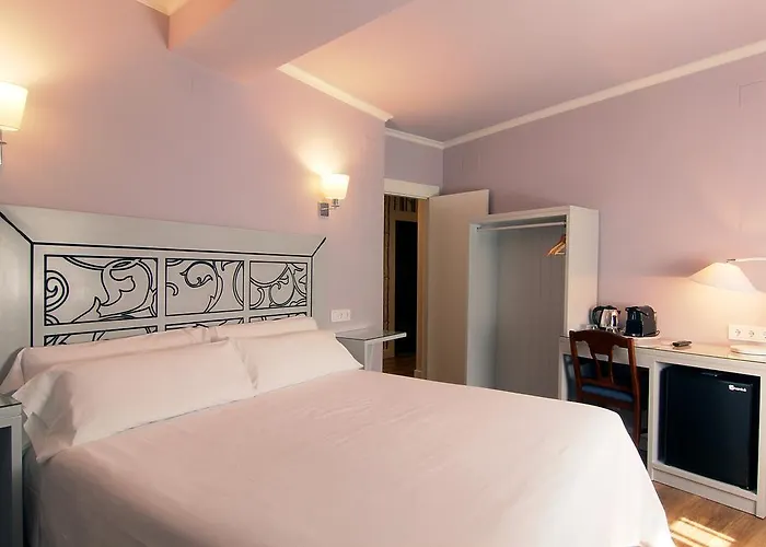 Castanuelos Pensjonat 2*