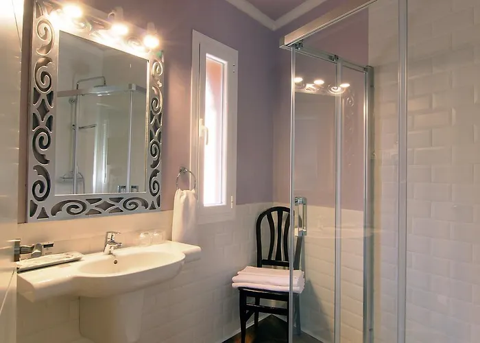 Castanuelos 2* 칸델레다