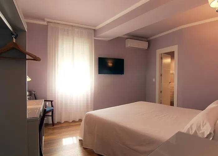 Castanuelos 칸델레다