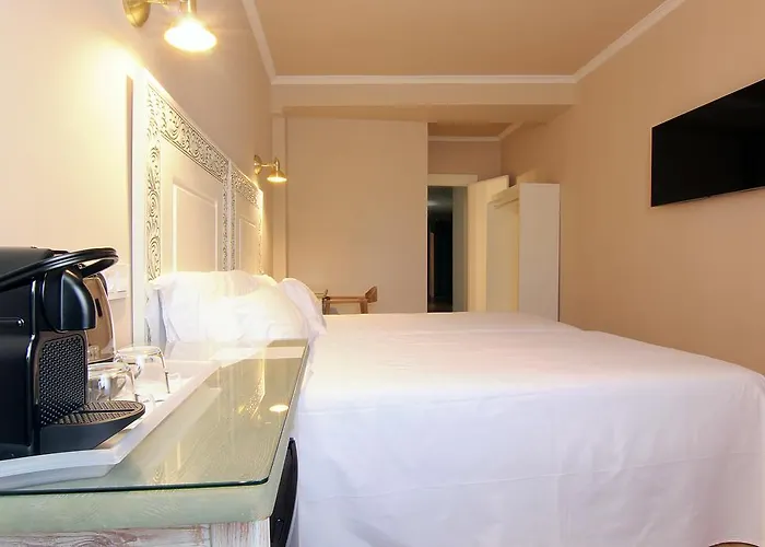 게스트하우스 Castanuelos 2*